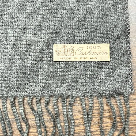 Gray Cashmere Scarf Made in England 11 1/2 x 48" + Fringe Vintage Mens Muffler - Picture 2 of 4